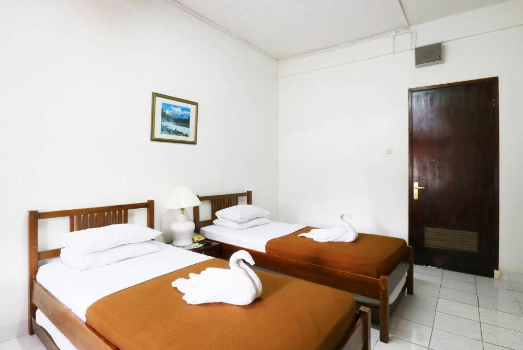 Hotel Pondok Remaja Pgi Puncak Bagian luar foto