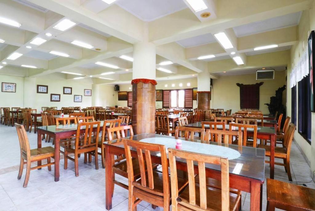 Hotel Pondok Remaja Pgi Puncak Bagian luar foto